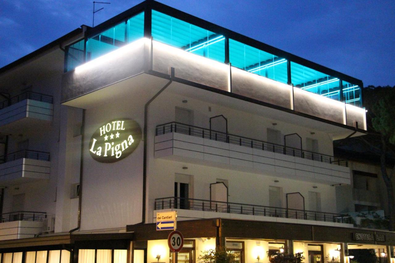 Hotel La Pigna Lignano Sabbiadoro Exterior photo